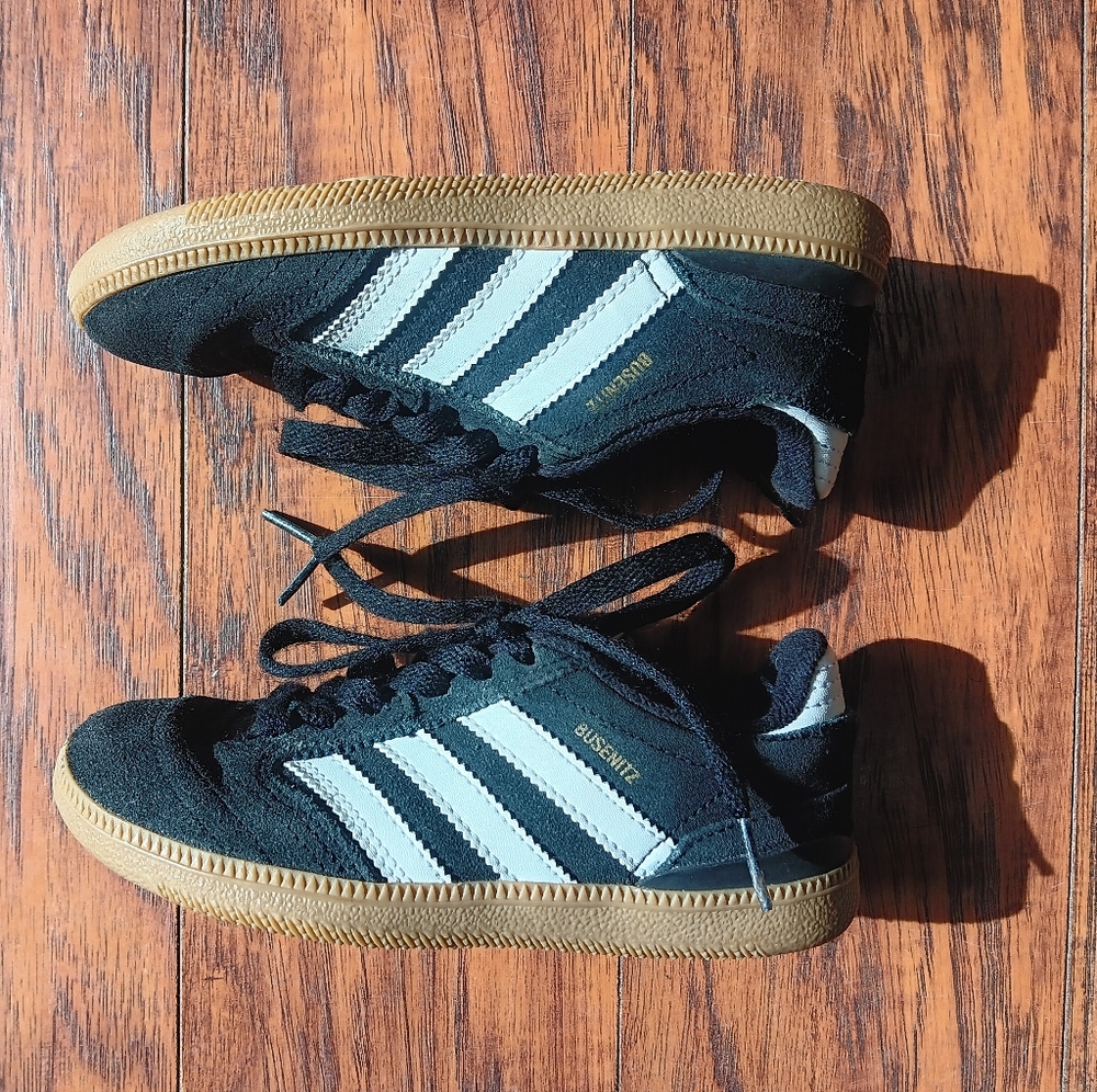 Adidas Busentitz Kids Sneakers, size 11K